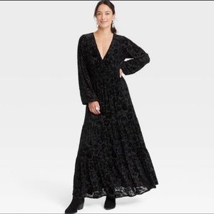 Knox Rose Velvet Floral maxi